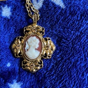 1928 Cameo Necklace